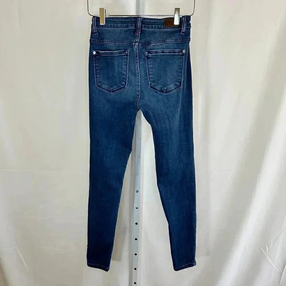 Judy Blue Los Angeles Skinny Fit Size 3 /26 Distressed Blue Jeans - Picture 3 of 12